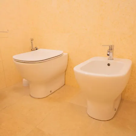 Appartement Mansarda Shakespeare - Car Parking