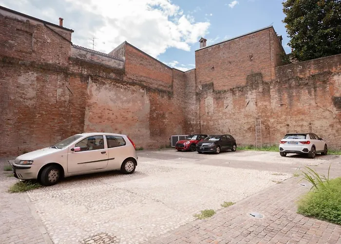 Mansarda Shakespeare - Car Parking *