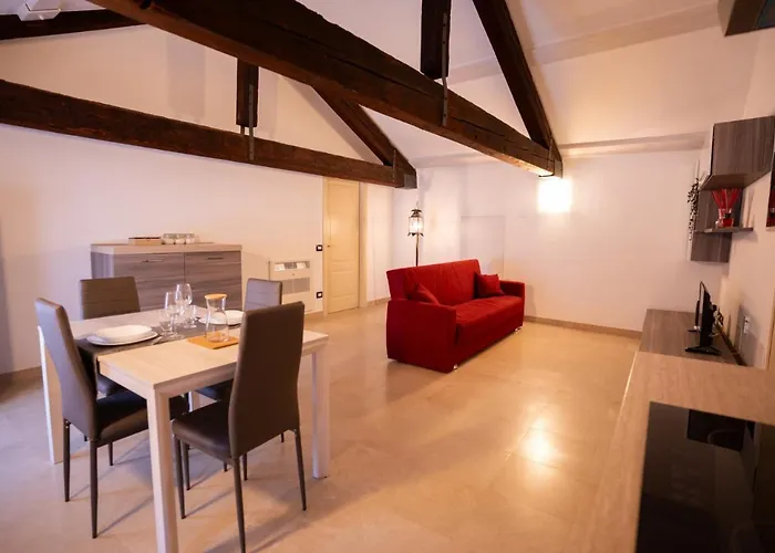 Apartament Mansarda Shakespeare - Car Parking *