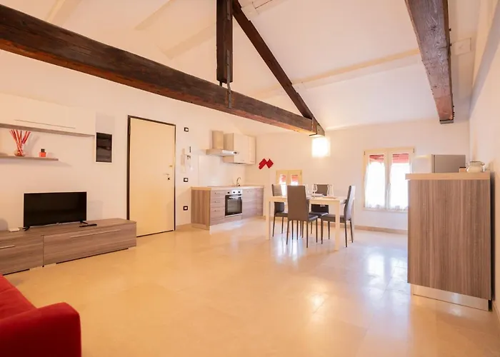 Mansarda Shakespeare - Car Parking Apartment *